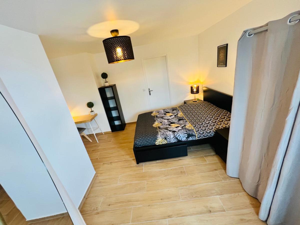 Appartement Luxueux Et Cosy Cergy Buitenkant foto